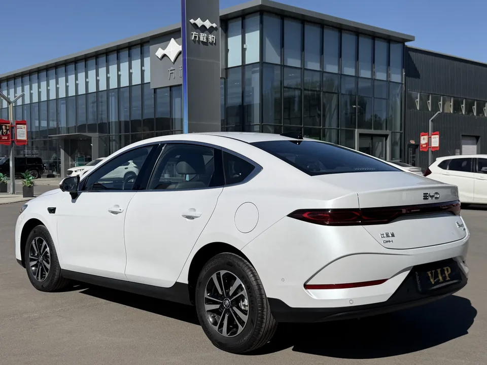 BYD Qin PLUS DM Qin PLUS DM 2025 DM-i 120KM Intelligent Driving Edition 2025 — thumbnail 4
