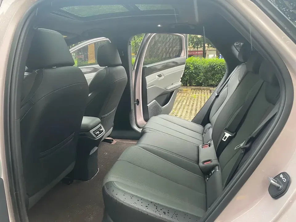 BYD Qin L EV Qin L EV 2025 470KM Leading Model 2026 — thumbnail 3