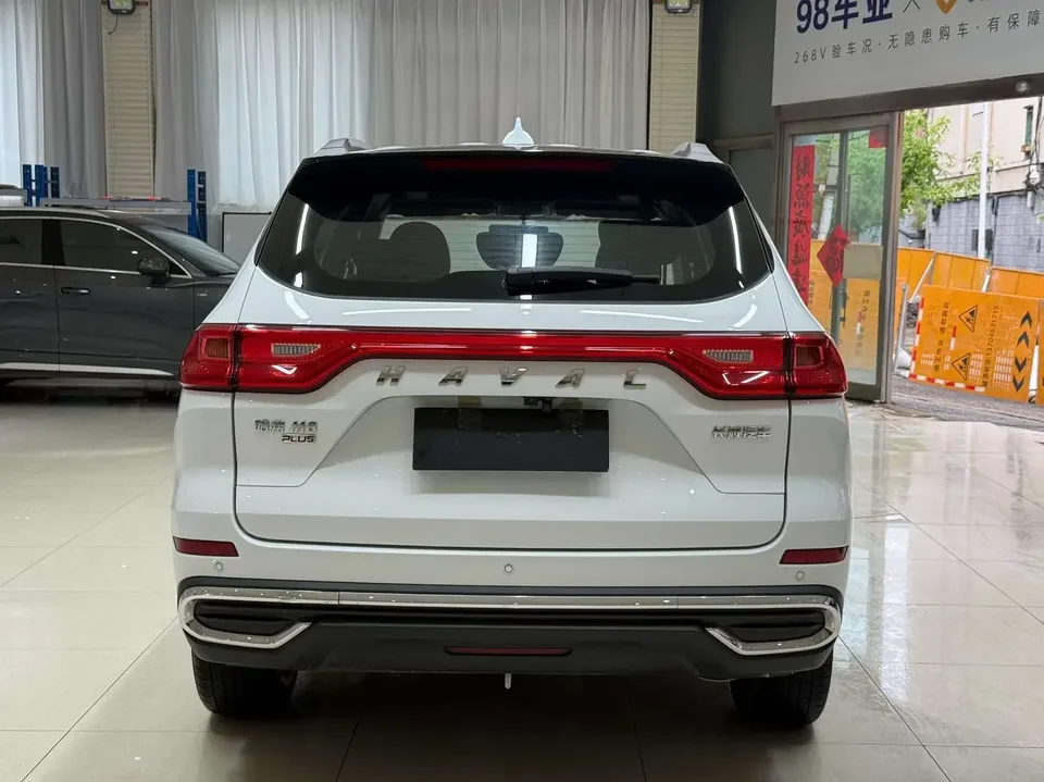 Haval M6 Haval M6 2021 PLUS 1.5T DCT Luxury Intelligent Connection 2022 — thumbnail 2