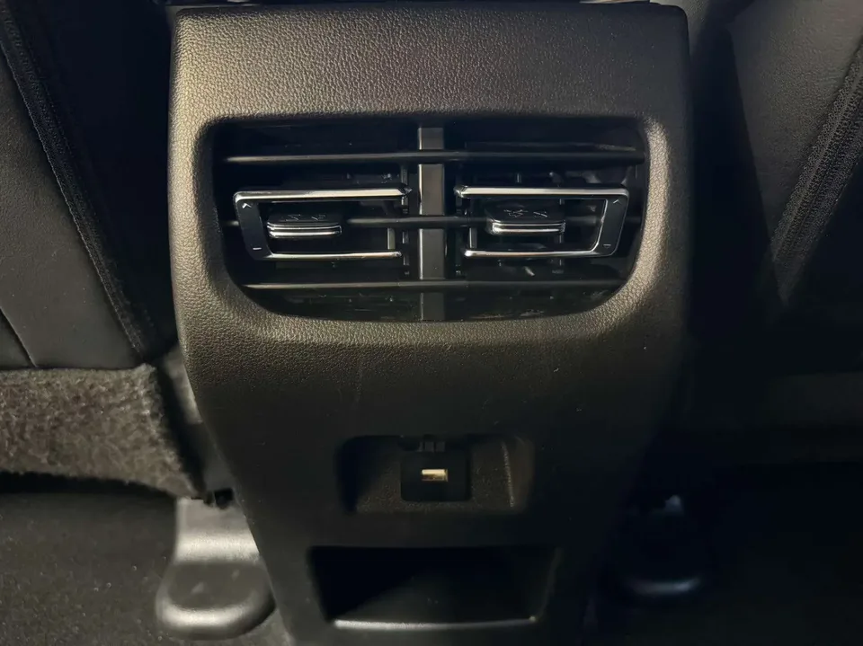 Haval M6 Haval M6 2021 PLUS 1.5T DCT Luxury Intelligent Connection 2022 — thumbnail 3
