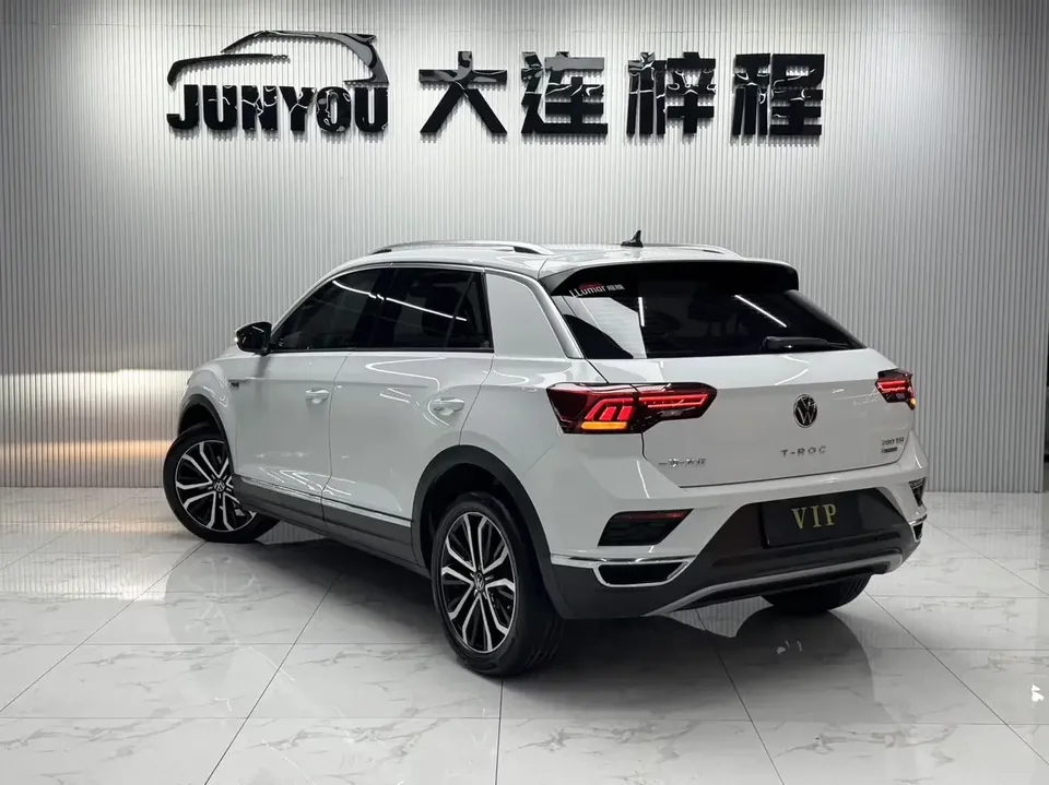 Volkswagen T-Roc TANG 2022 280TSI DSG 4WD Luxury Smart Edition 2022 — thumbnail 2