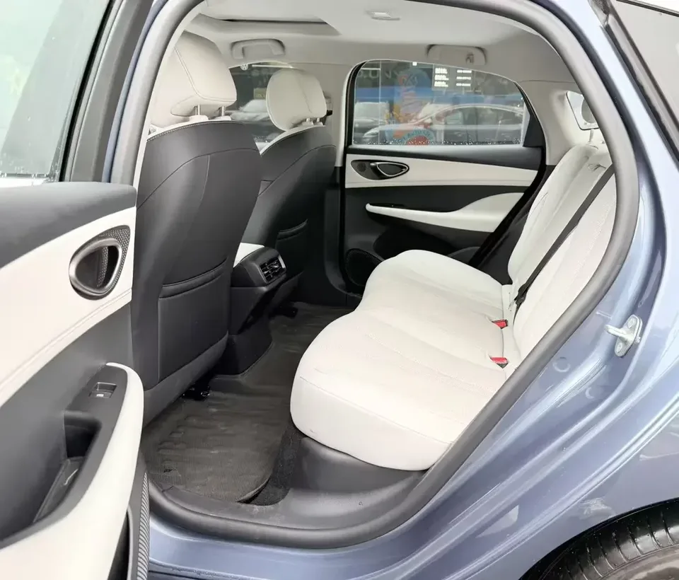 BYD Seal 05DM Seal 05DM 2025 DM-i 120KM flagship version 2025 — thumbnail 3