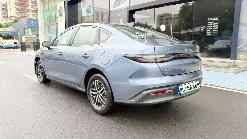 BYD Seal 05DM Seal 05DM 2025 DM-i 120KM flagship version 2025 — thumbnail 4