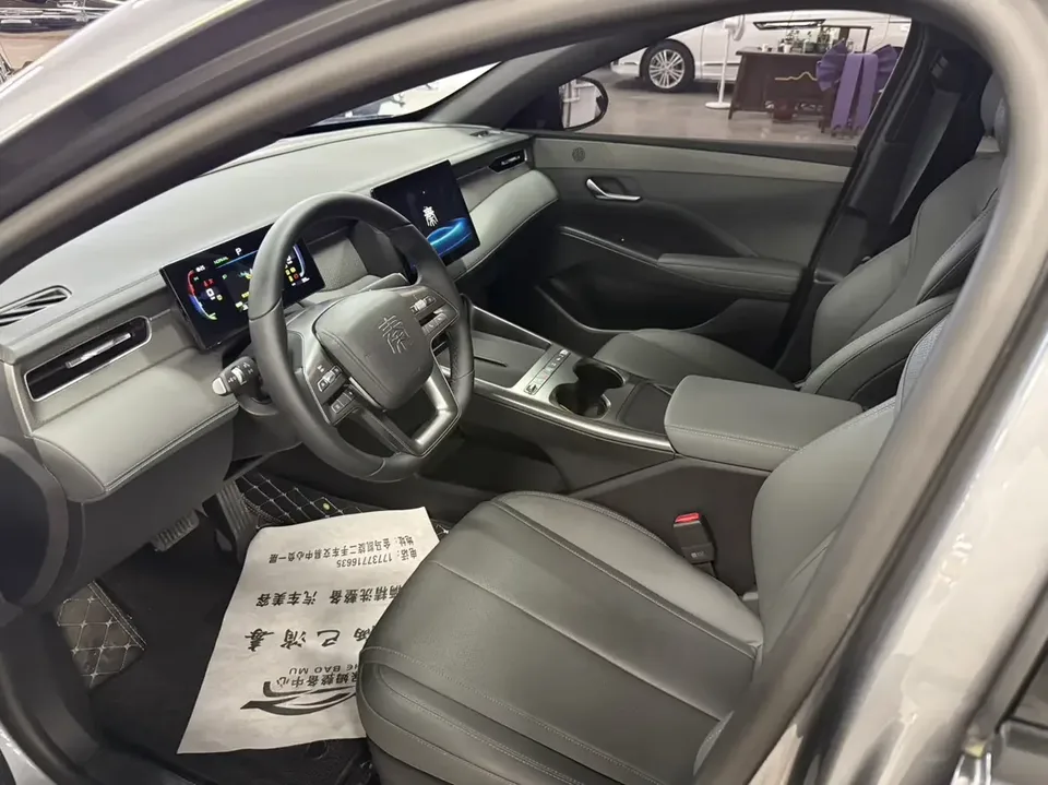 BYD Qin PLUS DM Qin PLUS DM 2026 DM-i Intelligent Driving Version 128KM Progressive 2026 — thumbnail 5