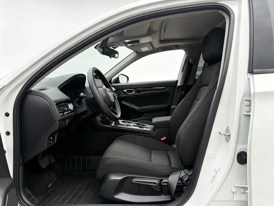 Honda Integra Style 2022 240TURBO CVT Tech Edition 2023 — thumbnail 4