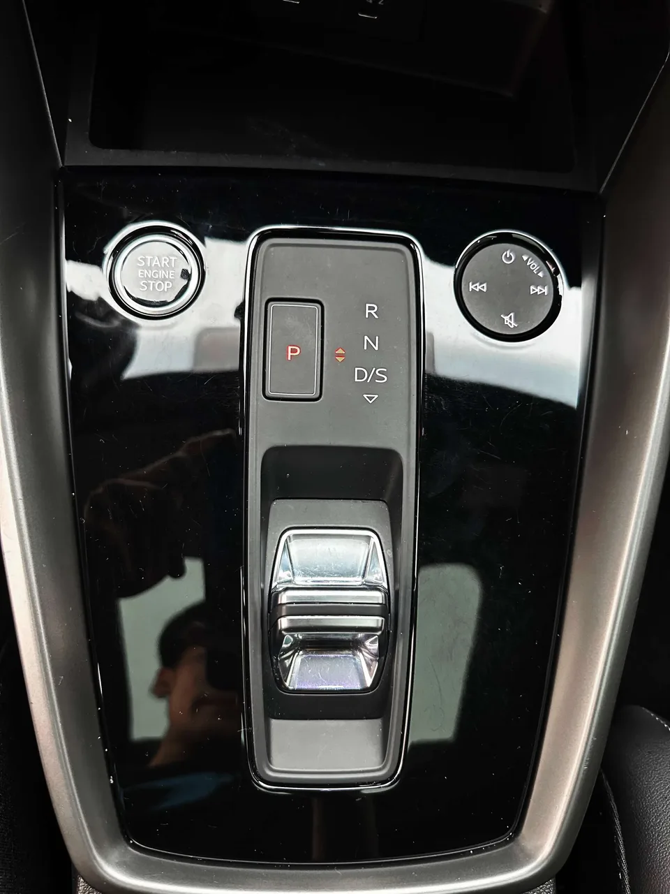 Audi A3 Audi A3 2022 Sportback 35 TFSI Stylish and sporty 2022 — thumbnail 3