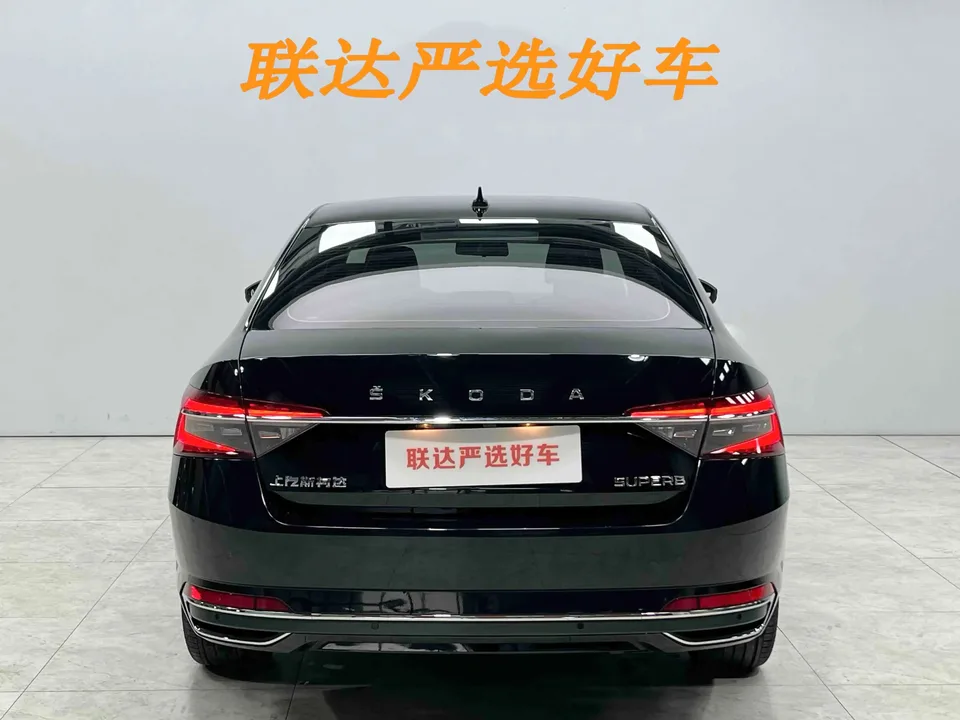 Skoda Superb Speedy 2024 TSI280 DSG Premium Edition 2024 — миниатюра 2