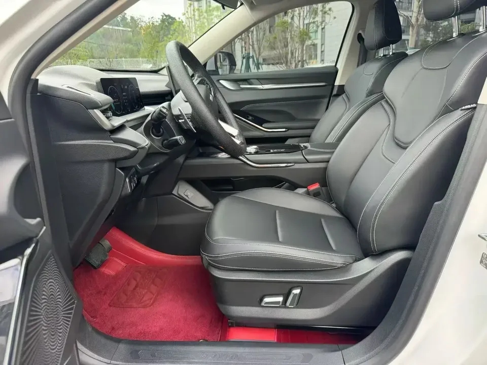 Haval H6 Haval H6 2022 Third generation 1.5T automatic two-wheel drive Plus 2023 — thumbnail 3