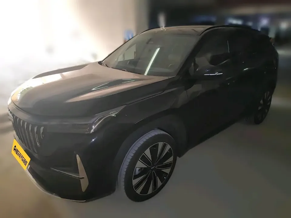 Geely Atlas L Boyue L 2025 The fourth generation 1.5TD DCT Jinxiu 2025 — photo 1, buy with delivery to Moscow