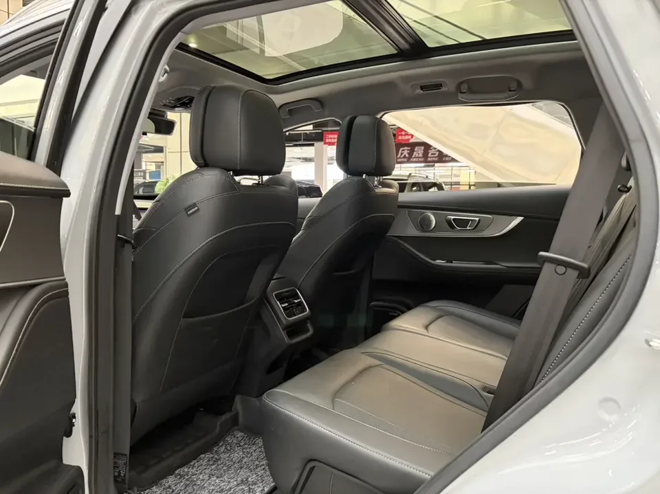 Chery Tiggo 8 Pro Tiggo 8 PRO 2024 Champion Edition 290T 2WD Shining Edition 5 Seaters 2024 — thumbnail 3