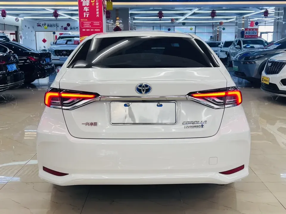 Toyota Corolla Corolla 2021 Dual Engine 1.8L E-CVT Elite Edition 2022 — thumbnail 2