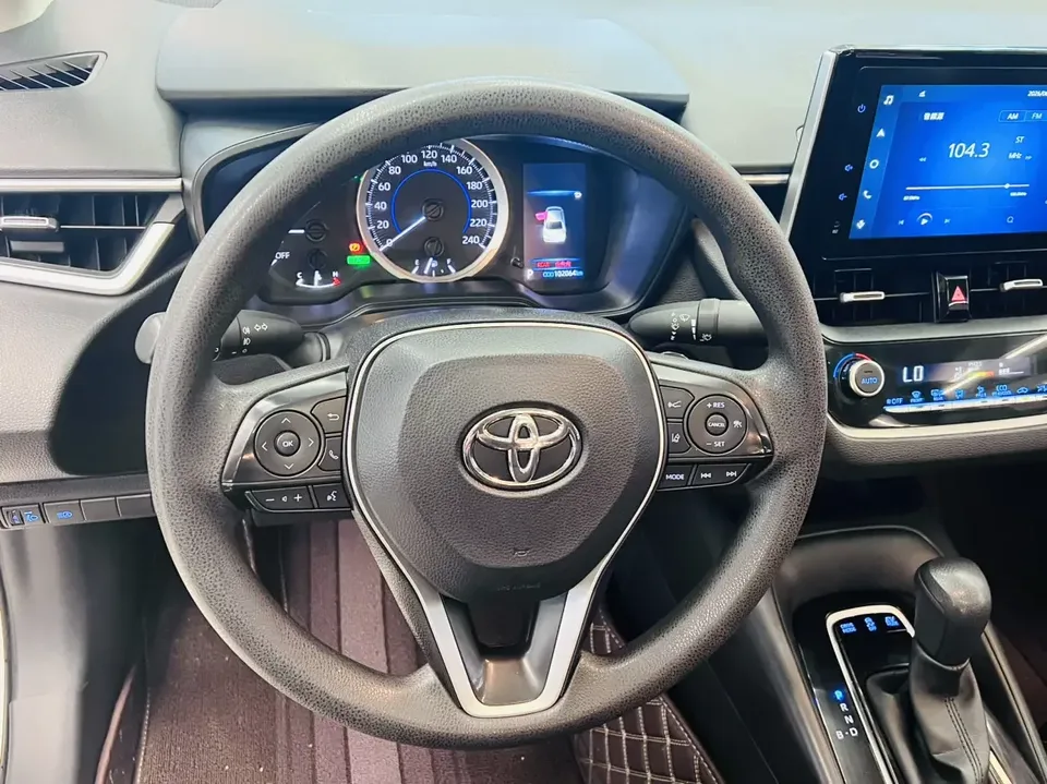 Toyota Corolla Corolla 2021 Dual Engine 1.8L E-CVT Elite Edition 2022 — thumbnail 3