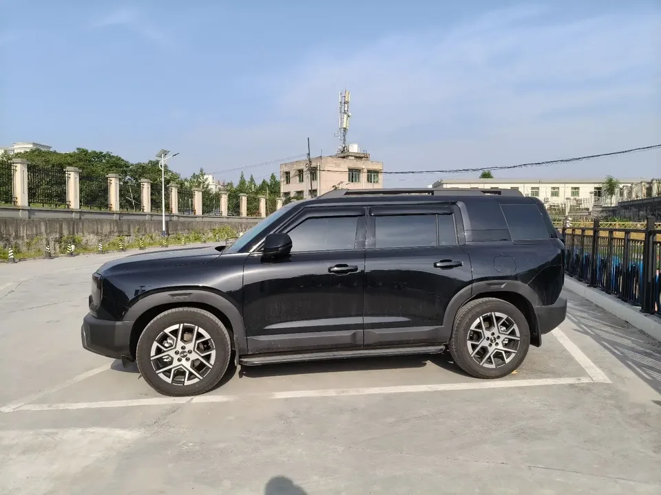 BAIC Beijing Off-road BJ30 Beijing Off-road BJ30 2026 Traveler 1.5T DCT Advanced Edition 2026 — thumbnail 3