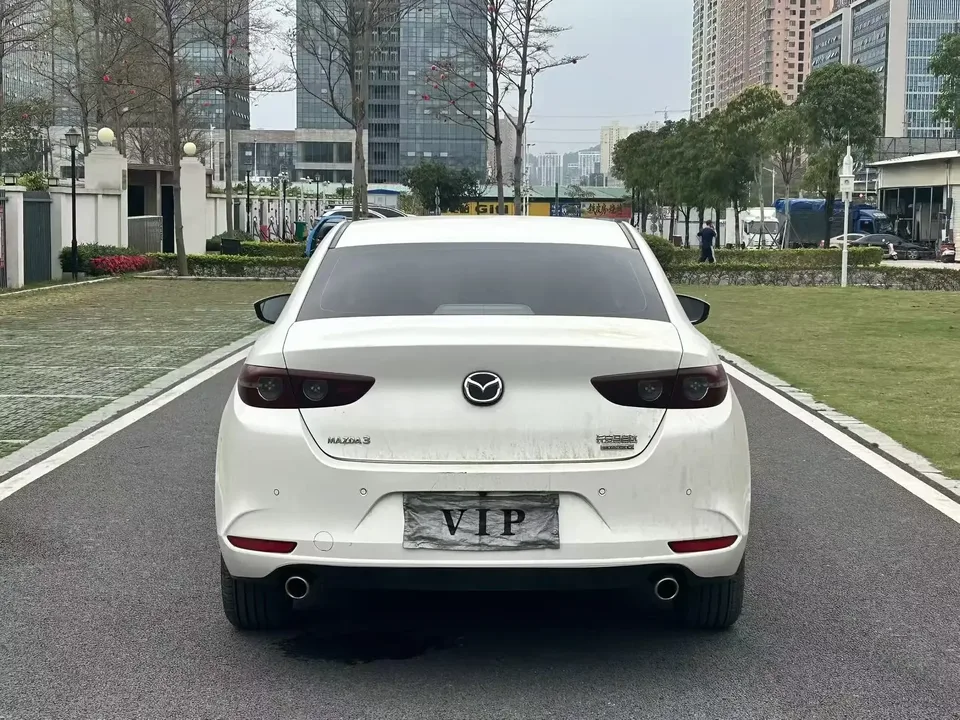 Mazda Axela Mazda3 Angkesela 2021 2.0L Automatic Quality Edition 2022 — thumbnail 2