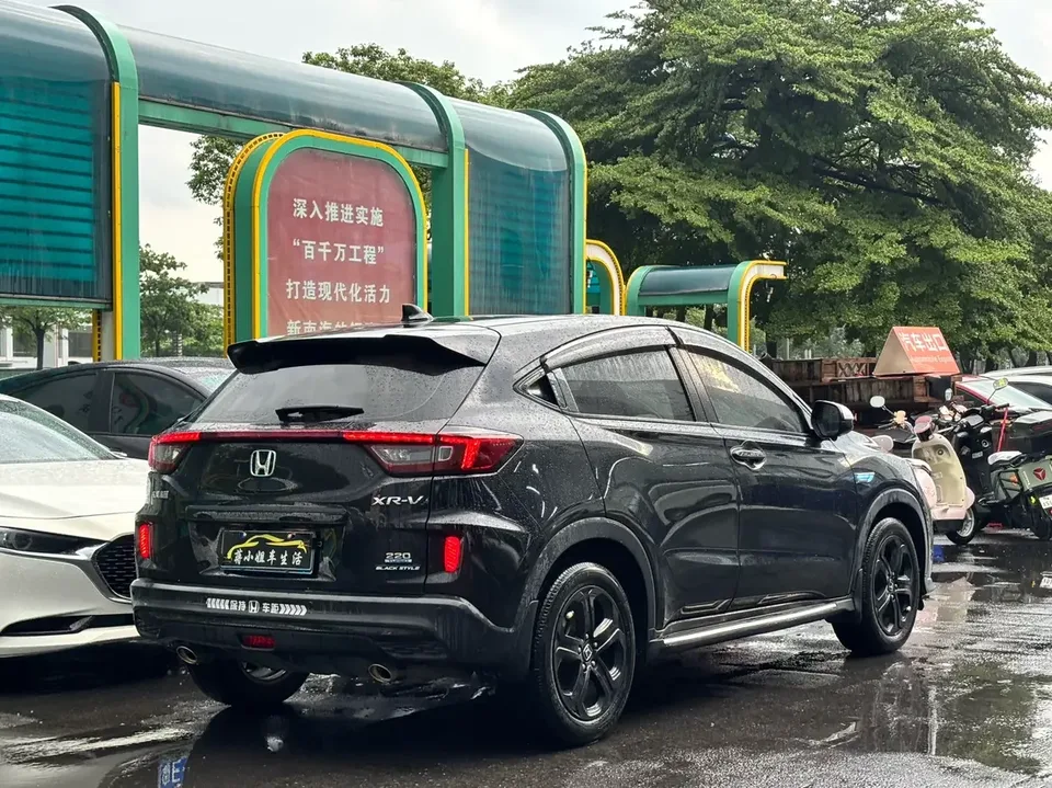 Honda WR-V HondaXR-V 2022 220TURBO CVT Obsidian Edition 2022 — thumbnail 2