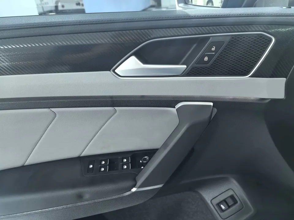 Volkswagen Tayron Tanyue 2023 280TSI 2WD Luxury Plus Advanced Edition 2023 — thumbnail 5