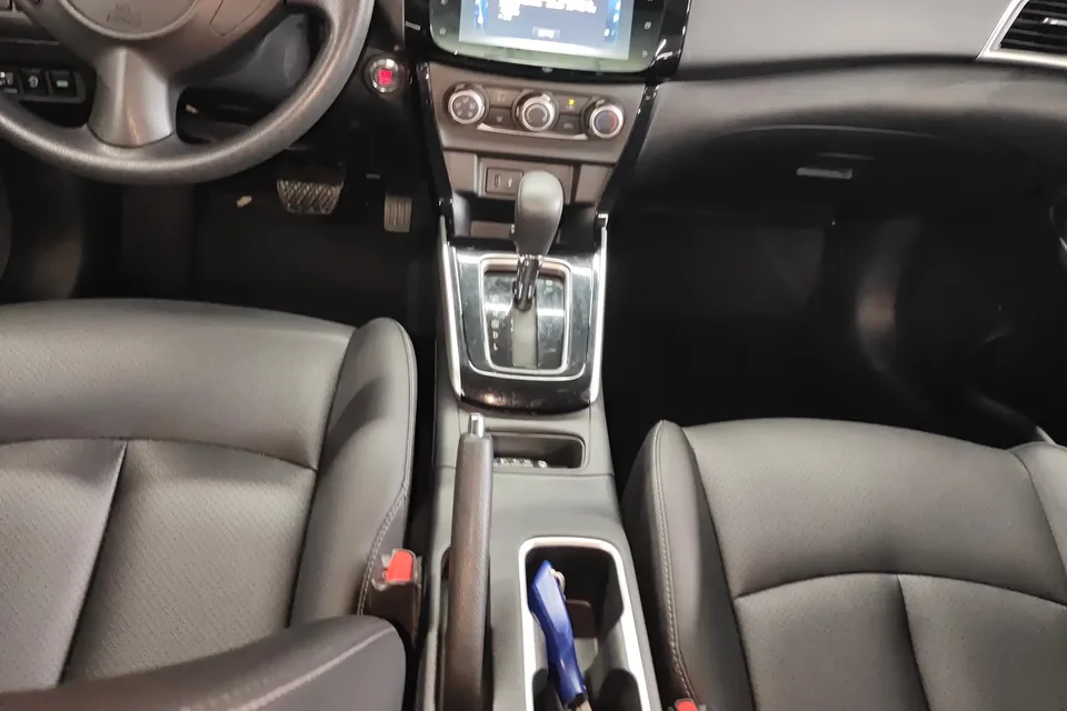 Nissan Sylphy Sylphy 2022 Classic 1.6 XL CVT Deluxe Edition 2025 — thumbnail 4