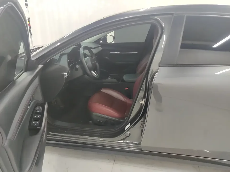 Mazda Axela Mazda3 Angkesela 2023 2.0L Automatic Quality Edition 2024 — thumbnail 5