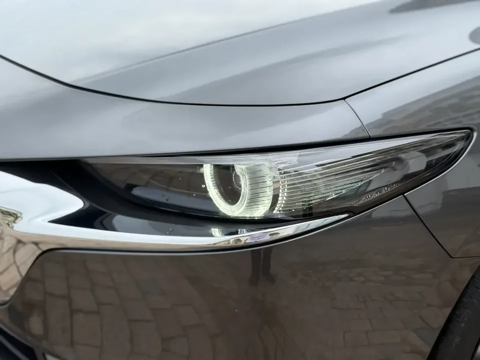Mazda Axela Mazda3 Angkesela 2023 2.0L Automatic Premium Edition 2023 — thumbnail 3