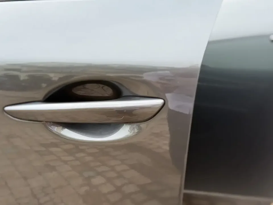 Mazda Axela Mazda3 Angkesela 2023 2.0L Automatic Premium Edition 2023 — thumbnail 4