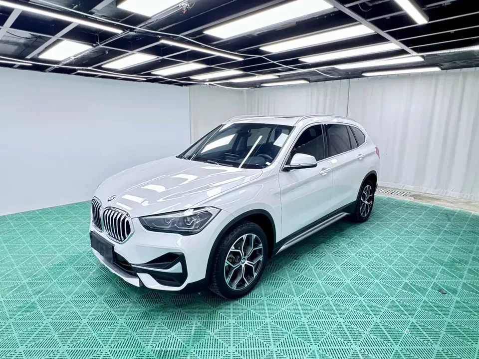 BMW X1 BMW X1 2022 sDrive20Li Fashion 2022 — photo 1, buy with delivery to Moscow