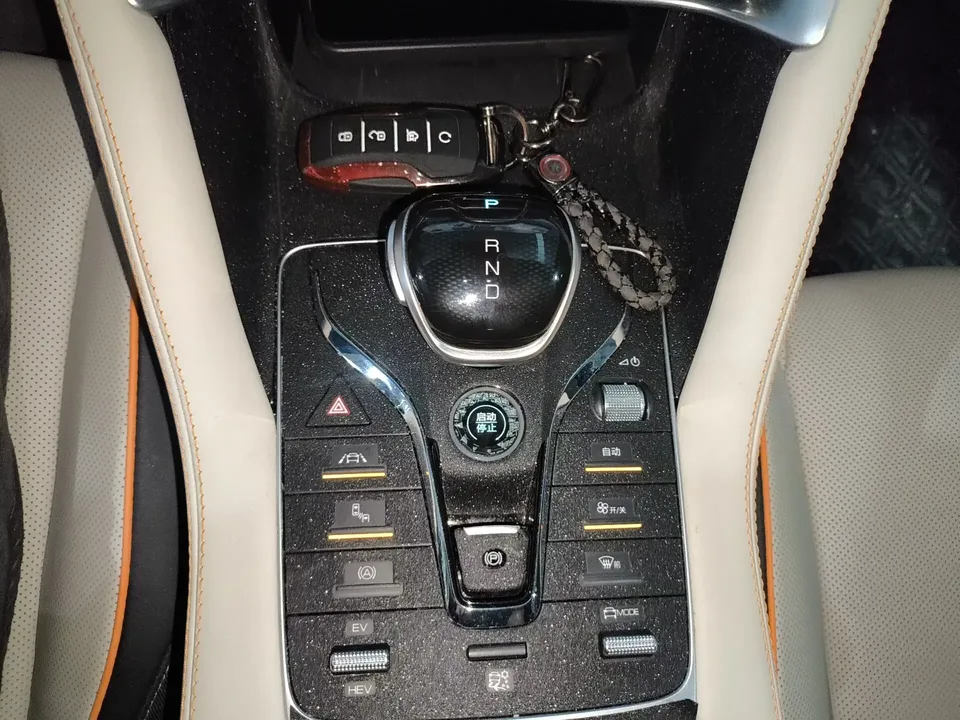 BYD Song PLUS DM Song PLUS DM 2021 DM-i 110KM 2WD Flagship PLUS 2023 — thumbnail 4