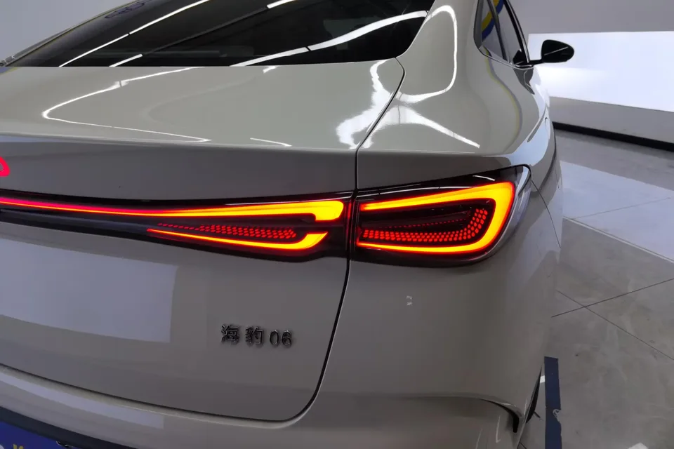 BYD Seal 06DM Seal 06DM 2026 DM-i 128KM Luxury Edition 2026 — thumbnail 2
