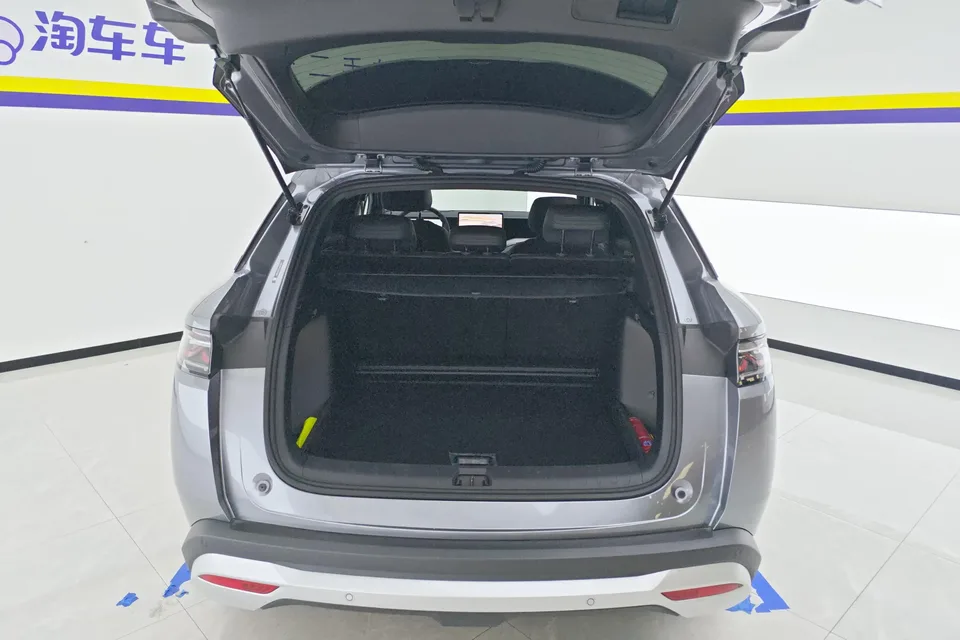 BYD Song L DM Song L DM 2025 Intelligent Driving Edition DM-i 112KM Leading Edition 2025 — thumbnail 5