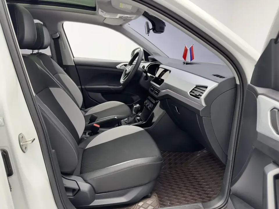 Volkswagen Explore the shadows Explore the shadows 2021 1.5L Automatic Joy-Link Edition 2022 — миниатюра 4