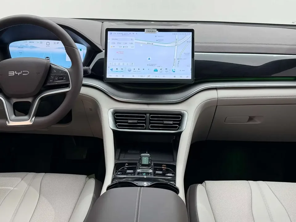 BYD Song PLUS DM Song PLUS DM 2025 DM-i 112KM Premium Edition 2024 — thumbnail 4