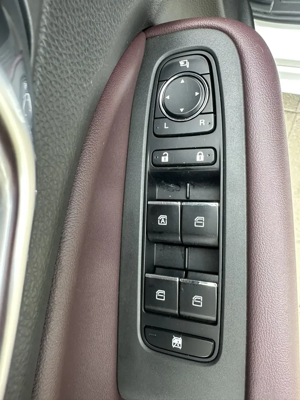 GAC Trumpchi M6 Trumpchi M6 2021 Pro 270T Automatic Deluxe Edition 2022 — thumbnail 3