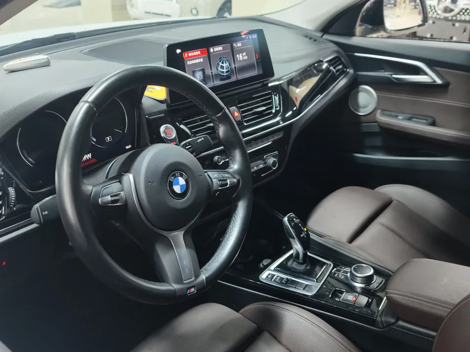 BMW 1 Series BMW 1 Series 2021 120i M Sport Night Edition 2022 — thumbnail 5