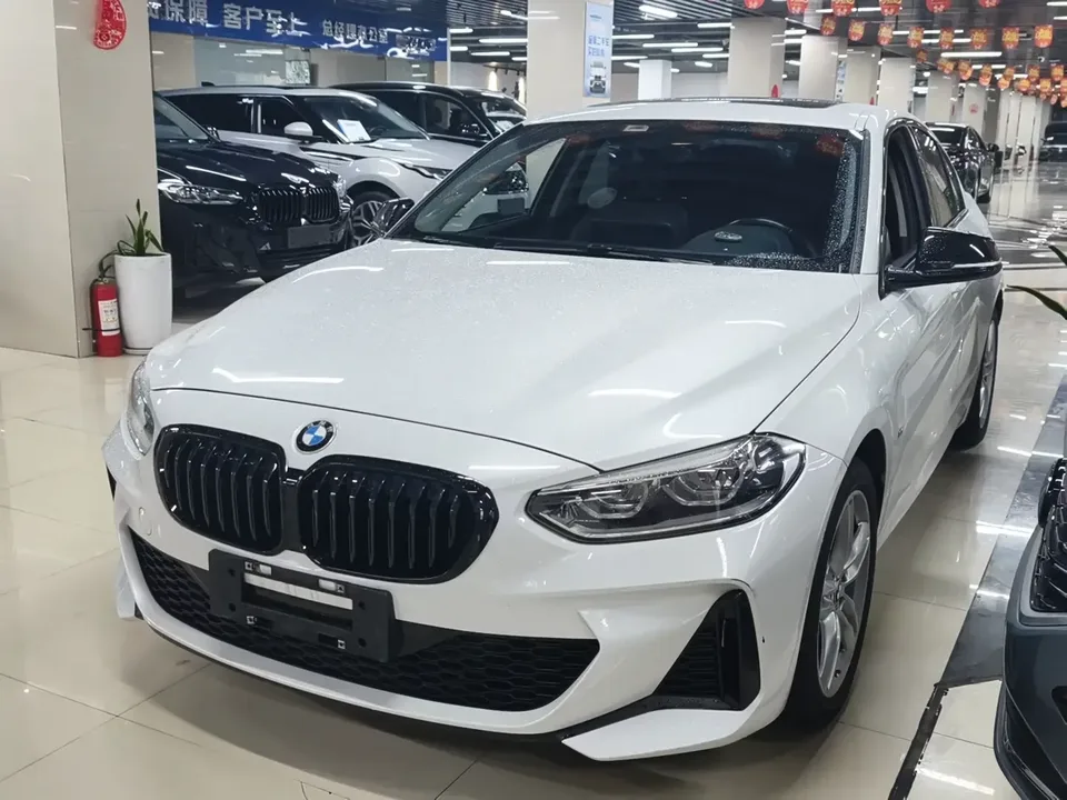 BMW 1 Series BMW 1 Series 2021 120i M Sport Night Edition 2022 — photo 1, buy with delivery to Moscow
