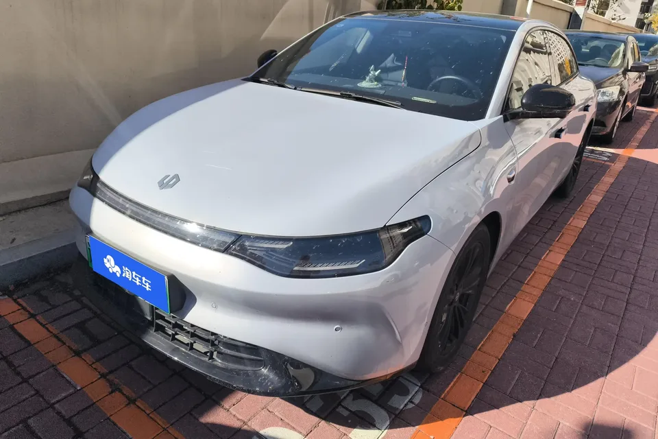 Leapmotor Zero running C01 Zero running C01 2023 630 4WD Performance Edition 2023 — photo 1, buy with delivery to Moscow