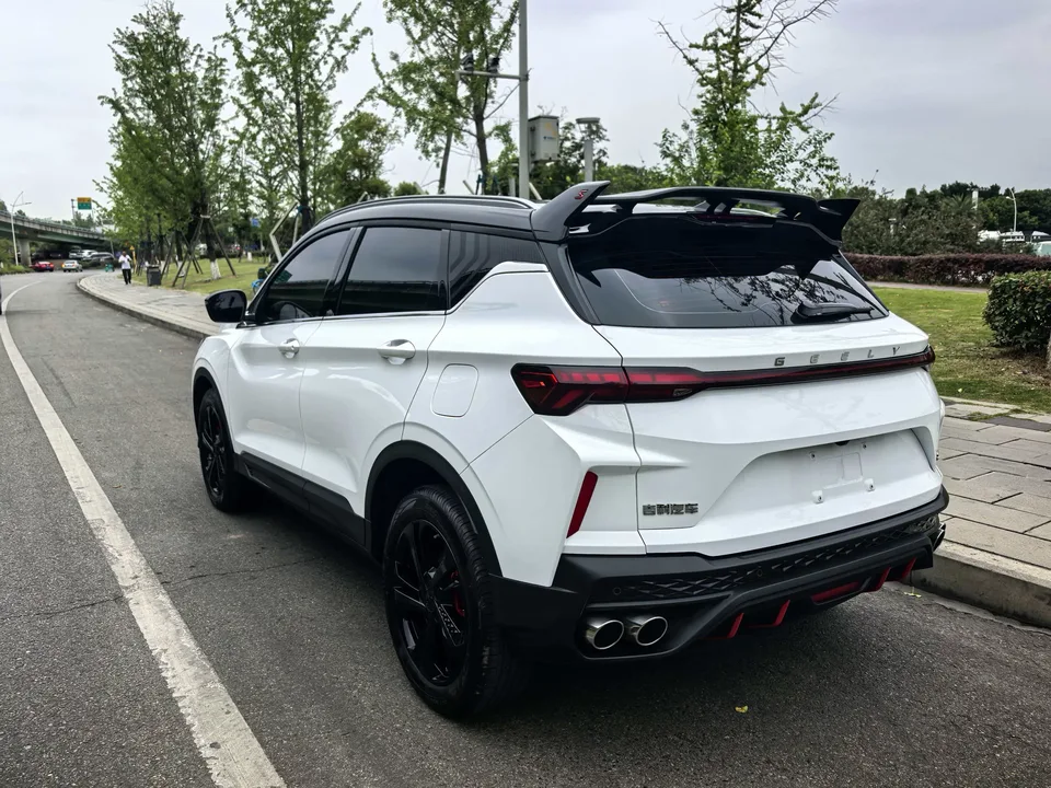 Geely Coolray SX11 Binyue 2023 Binyue COOL 1.5T DCT Champion Edition 2024 — миниатюра 2