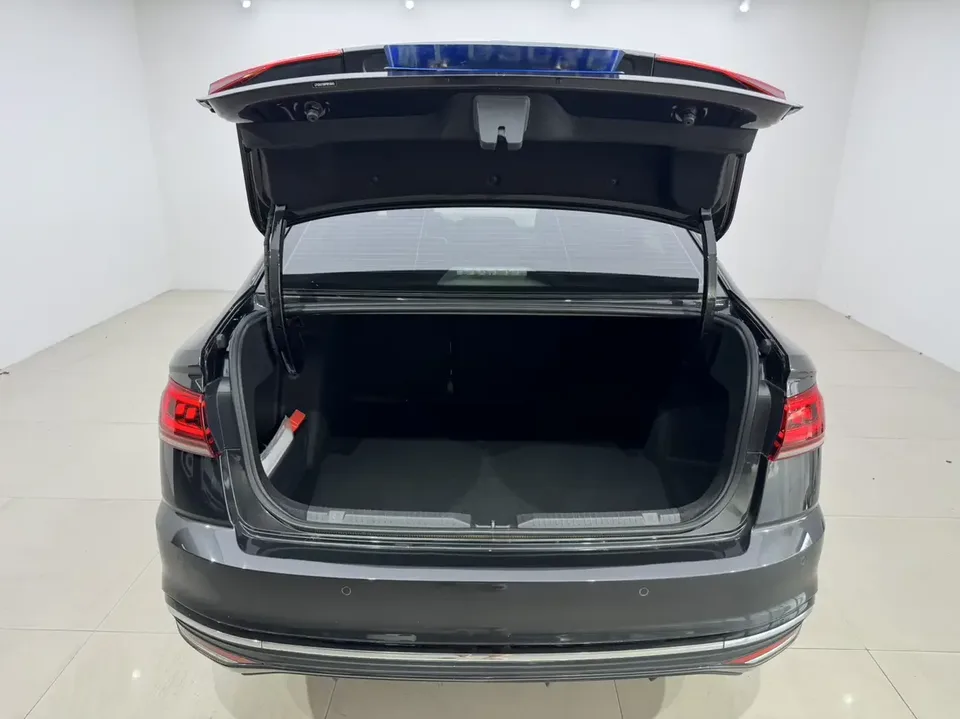 Volkswagen Bora Bora 2023 280TSI DSG Premium Edition 2023 — thumbnail 5