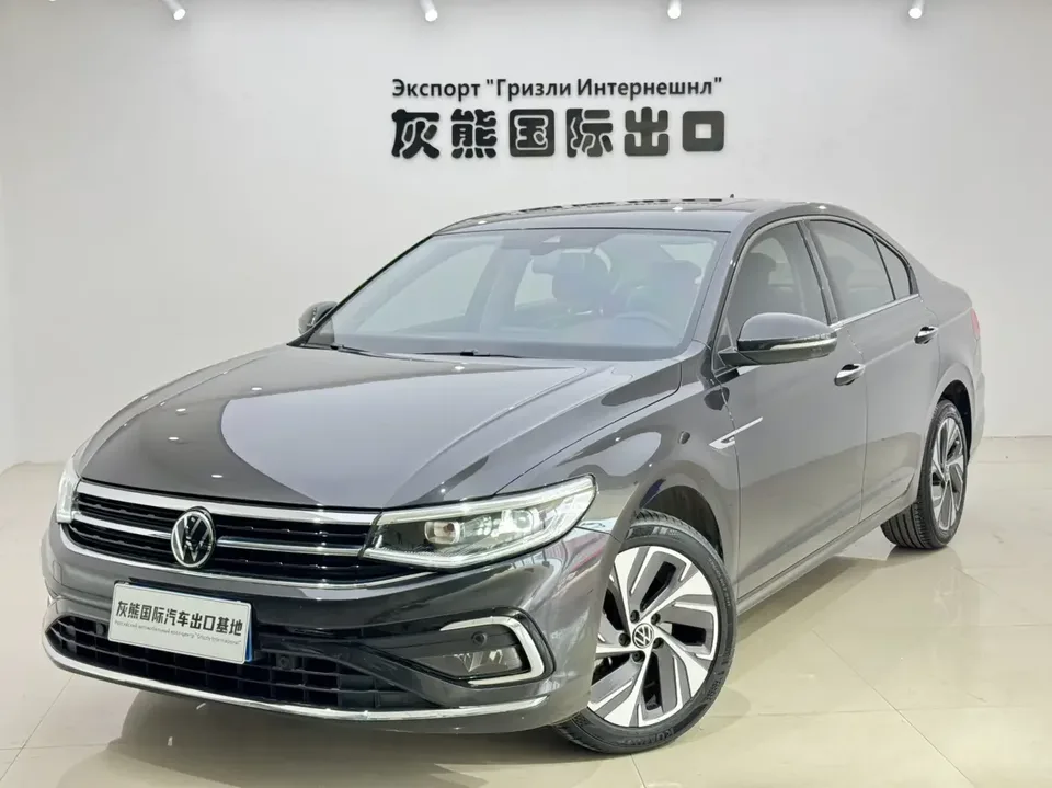 Volkswagen Bora Bora 2023 280TSI DSG Premium Edition 2023 — photo 1, buy with delivery to Moscow