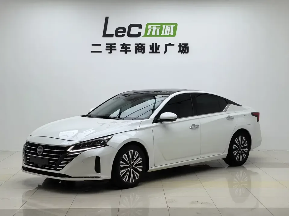 Nissan Altima Sound of nature 2022 2.0L XL-Upr Premium Edition 2024 — фото 1, купить с доставкой в Москву