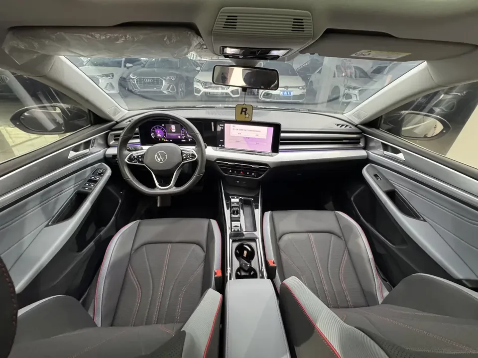 Volkswagen Lamando Lingdu 2022 Lingdu L 280TSI DSG Cool Edition 2023 — thumbnail 3