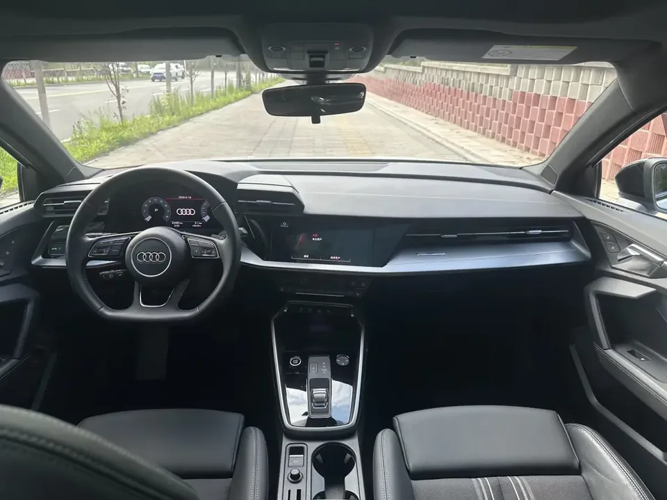 Audi A3 Audi A3 2023 Sportback 35 TFSI facelift: stylish and sporty 2023 — thumbnail 3