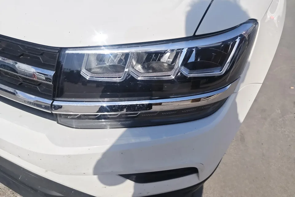 Volkswagen Tharu tuyue 2021 280TSI 2WD Fashion Edition 2022 — thumbnail 2
