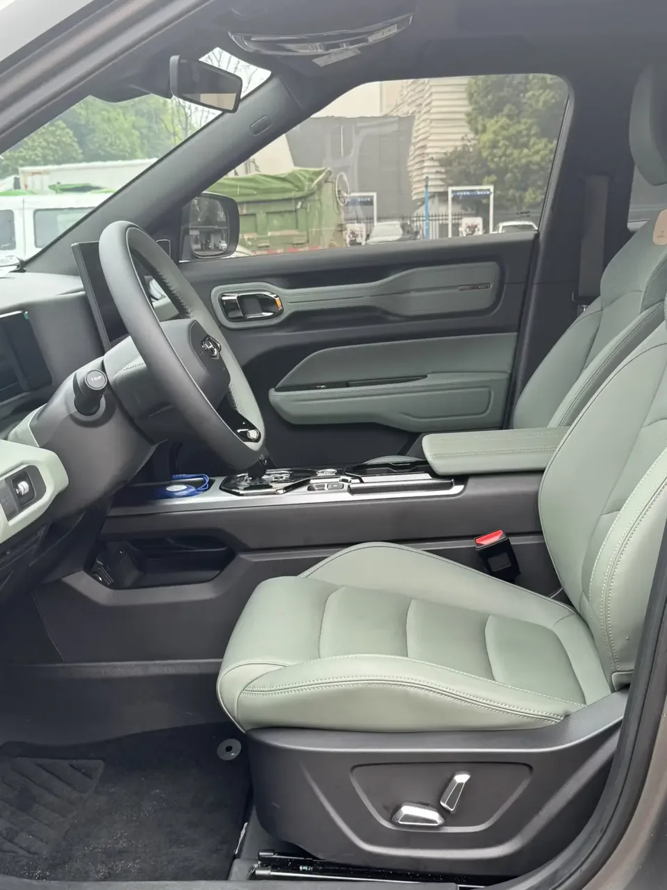 Geely Cowboy cowboy 2025 1.5TD Fun Wild Edition 2025 — миниатюра 3