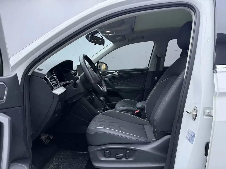 Volkswagen Tiguan L Tiguan L 2023 280TSI Limited Edition 2023 — thumbnail 3