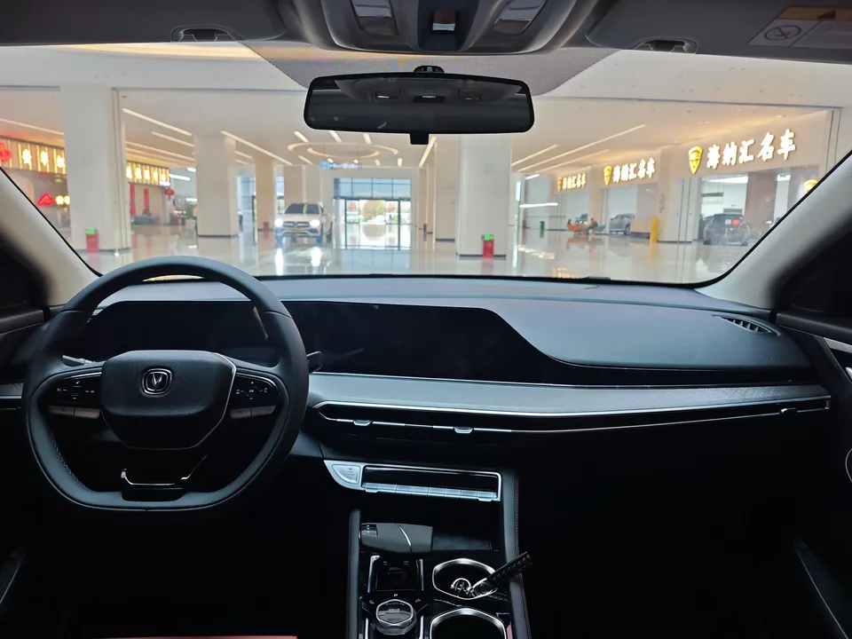 Changan Escape Escape 2025 PLUS 1.4T DCT High Energy Edition 2025 — thumbnail 3