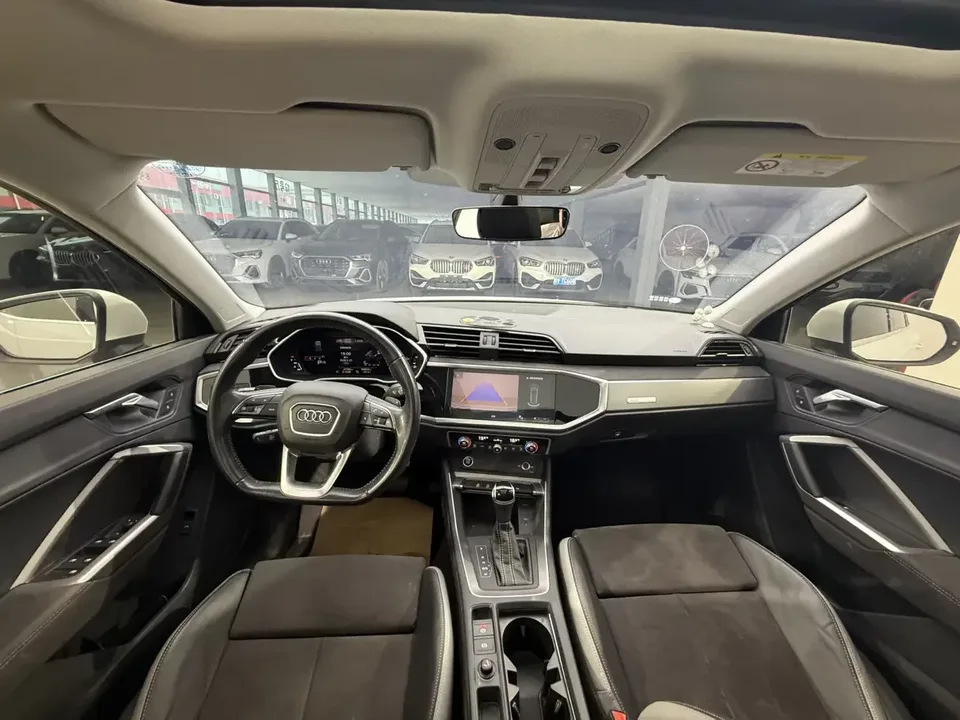 Audi Q3 Audi Q3 2021 35 TFSI Stylish Dynamic 2022 — thumbnail 3