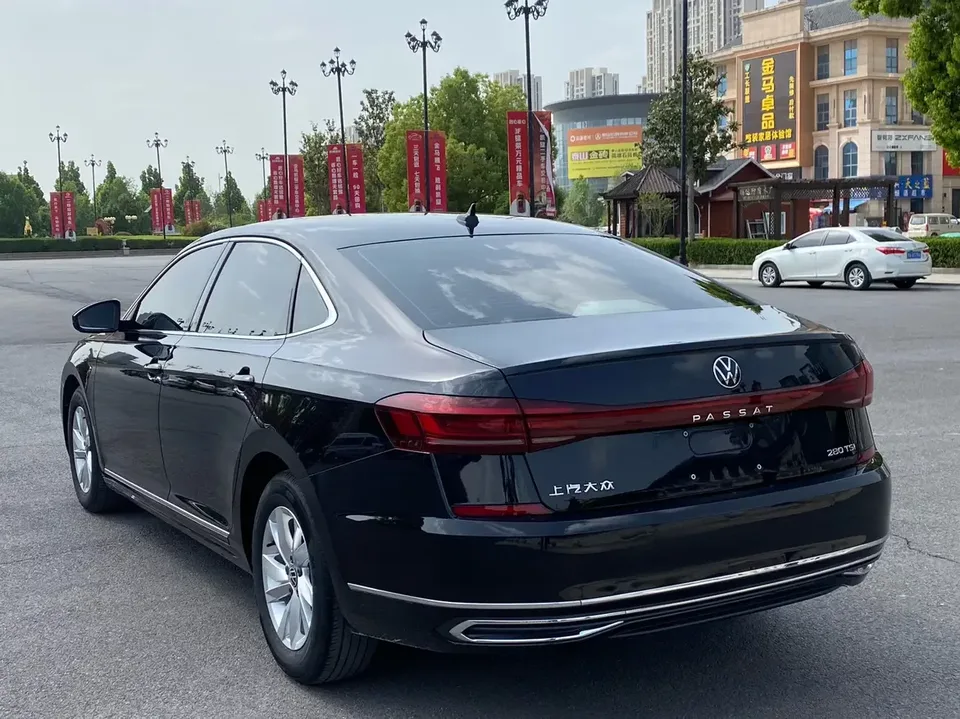 Volkswagen Passat Passat 2024 280TSI Business Edition 2024 — thumbnail 2