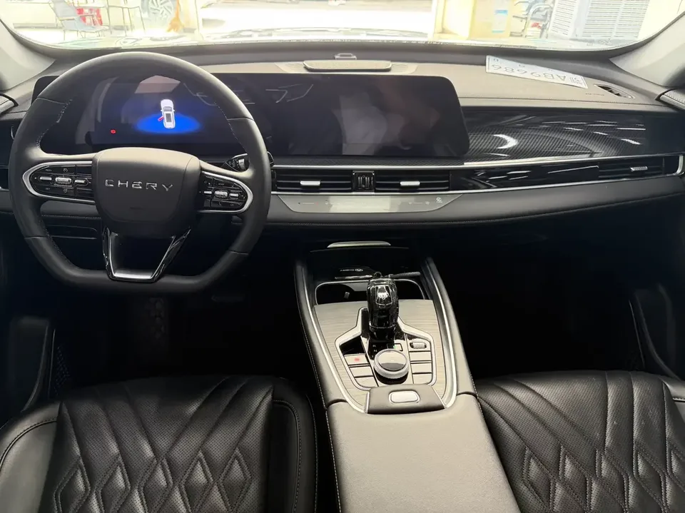Chery Tiggo 7 Plus Tiggo 7 PLUS 2023 Champion Edition 1.5TCI CVT Extraordinary 2024 — thumbnail 3