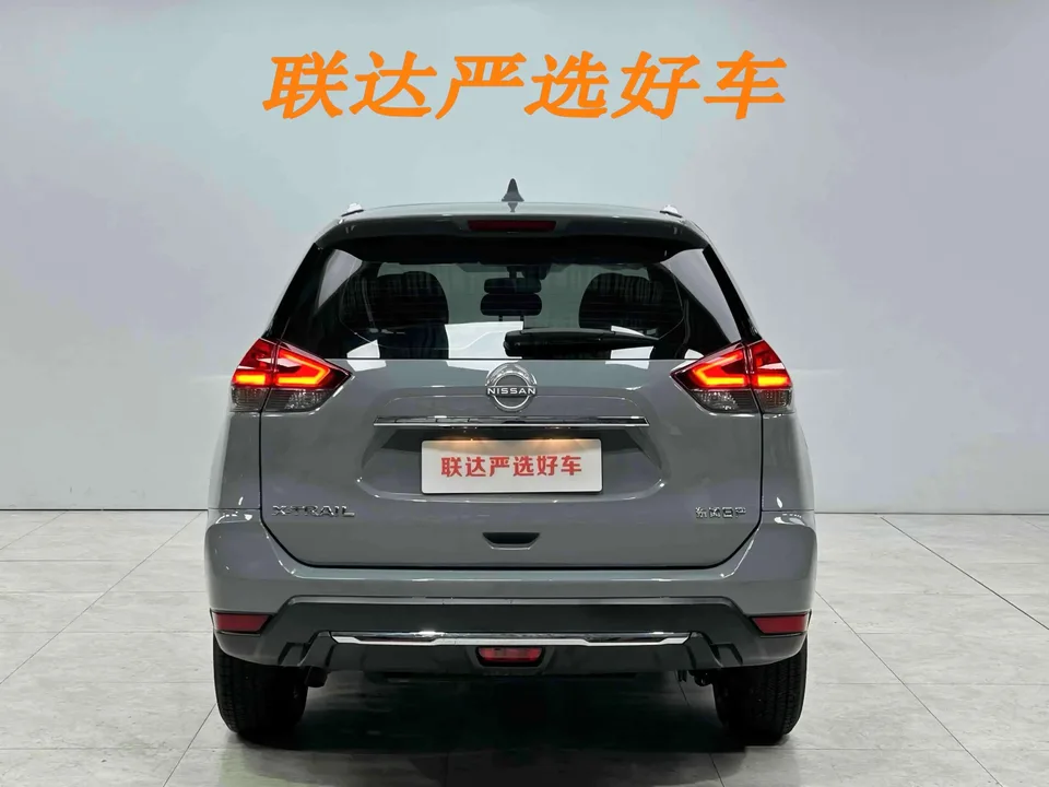 Nissan X-Trail Qijun 2025 Honor 2.0L 2WD Leading Edition 2025 — thumbnail 2