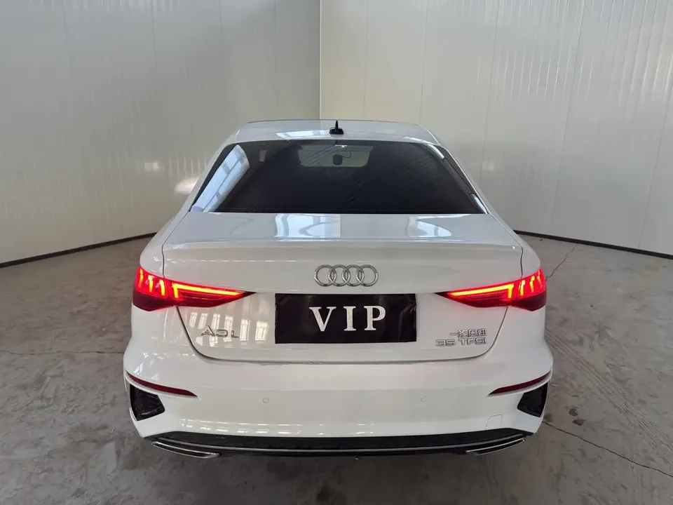 Audi A3 Audi A3 2022 A3L Limousine 35 TFSI Stylish Sports 2022 — миниатюра 2