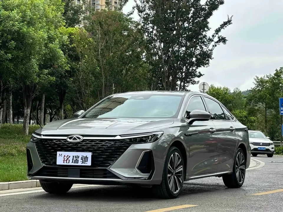 Chery Arrizo 8 PRO Arrizo 8 PRO 2025 1.6T DCT Luxury Model 2025 — фото 1, купить с доставкой в Москву